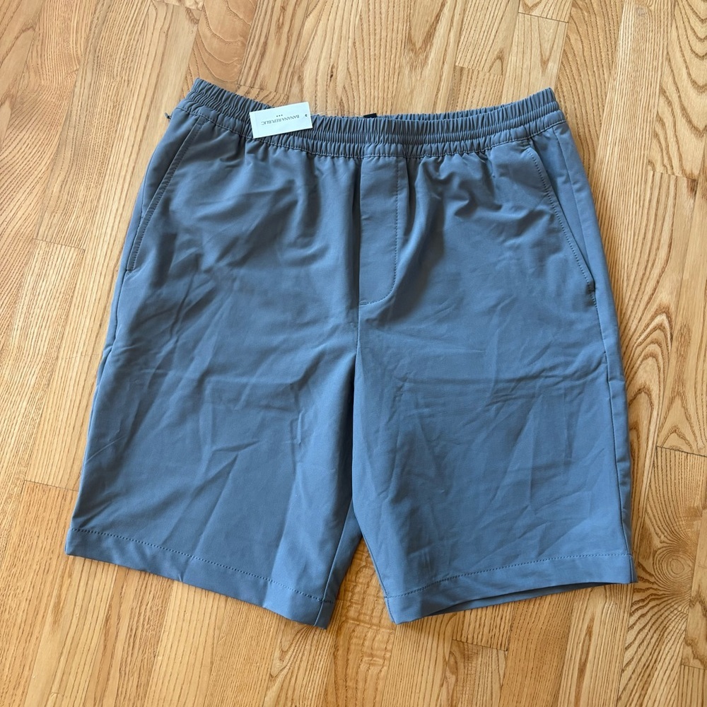 Banana Republic Mens Shorts Gray M Slim Fit Short Moisture Wicking Quick Dry New